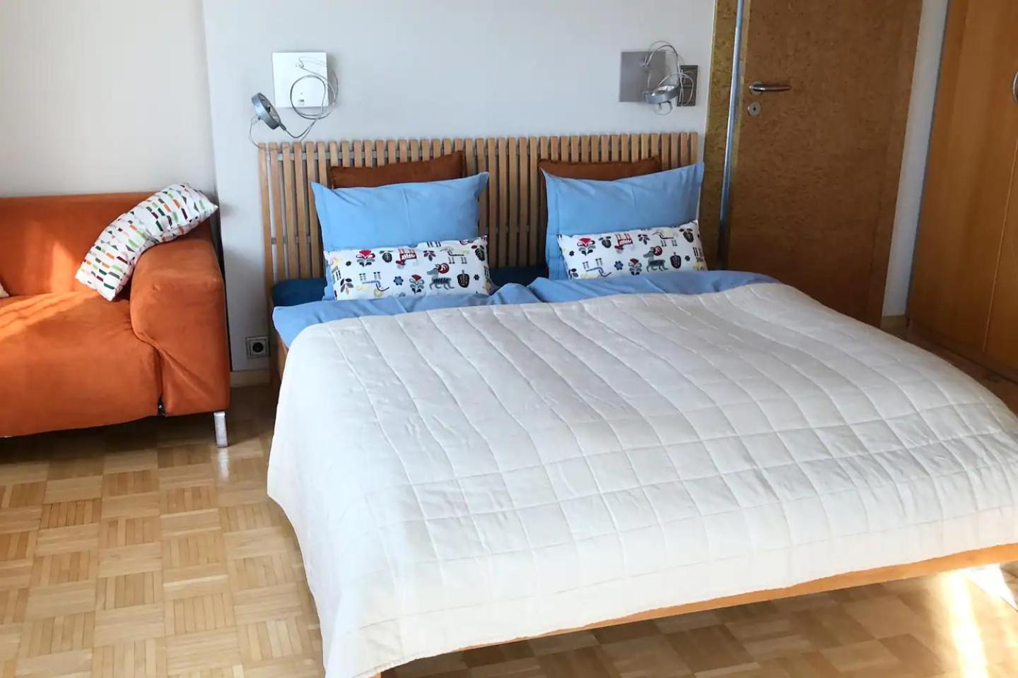 Huge Luxury Villa, 6 Beds And Baths, Terraces, Double Garage * Prag